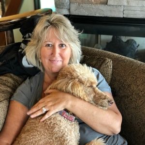 Meet your Posher, Michele